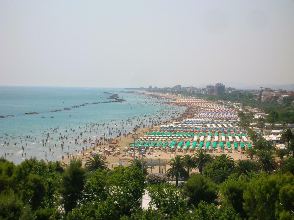 Casavacanze estate 1 San Benedetto del Tronto Exterior foto